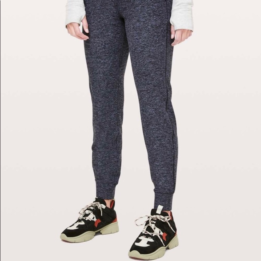 Lululemon Ready to Rulu 6 blue heathered joggers